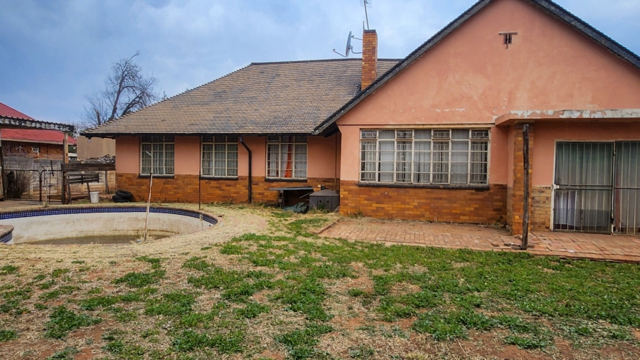 4 Bedroom Property for Sale in Stilfontein North West